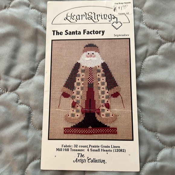 3 Santa Counted Cross Stitch Patterns - Picture 4 of 7